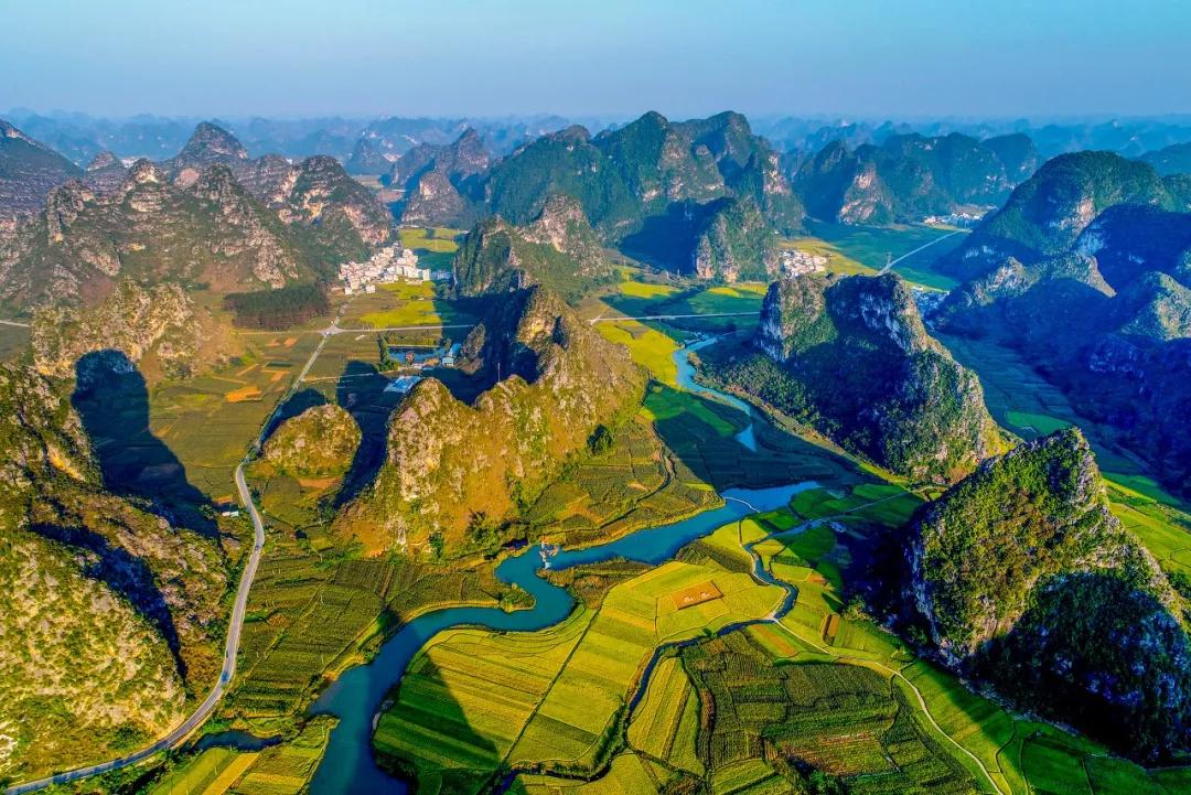 广西，壮美山川与多彩人文的时代画卷